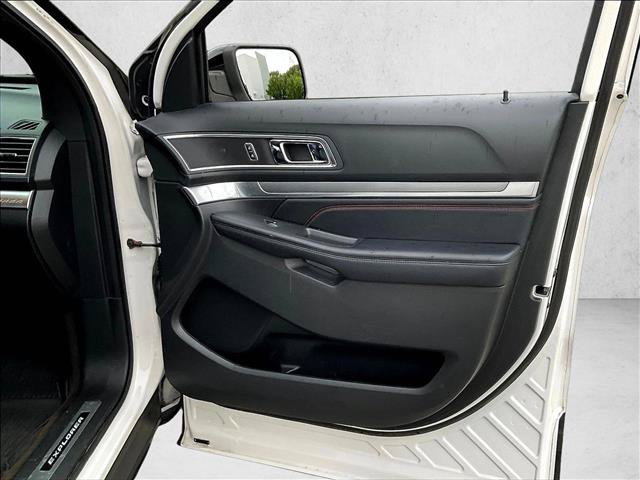 Used 2017 Ford Explorer Sport AWD/4WD image 15