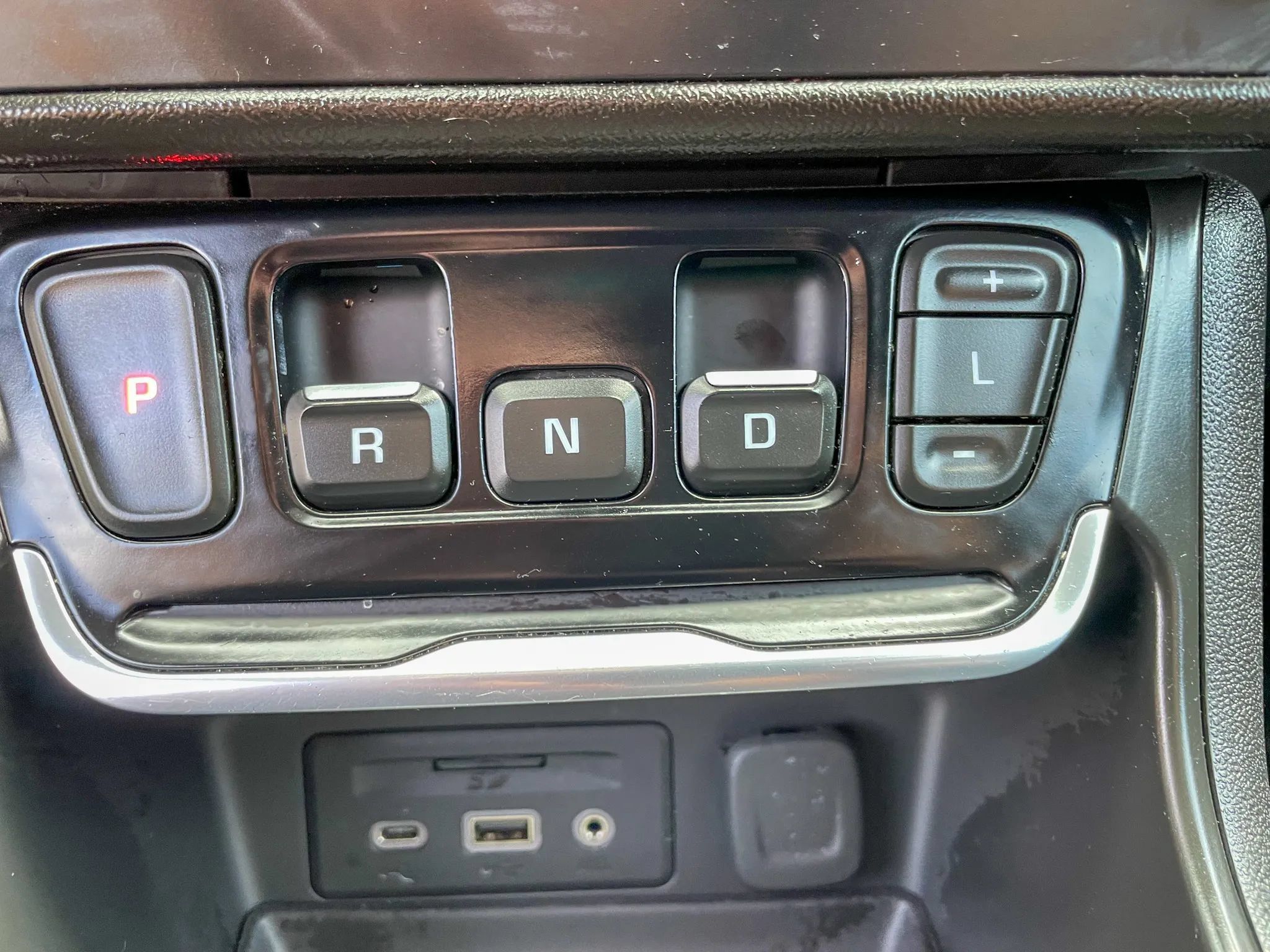 Used 2021 GMC Terrain SLT w/ Infotainment Package II AWD/4WD image 21
