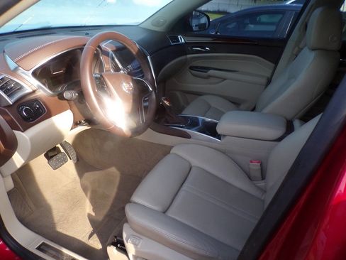 Used 2015 Cadillac SRX Luxury w/ Driver Awareness Package image 7