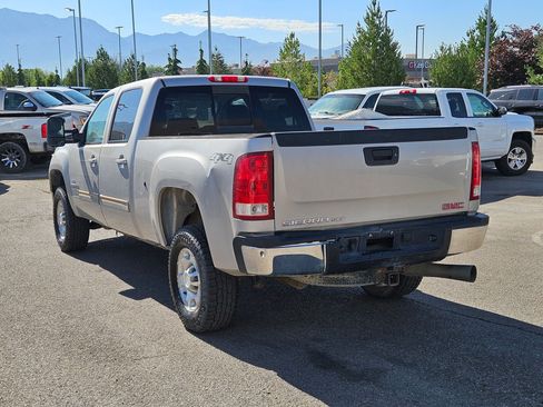 Used 2008 GMC Sierra 2500 SLT w/ EZ-Lift Tailgate Package AWD/4WD image 5