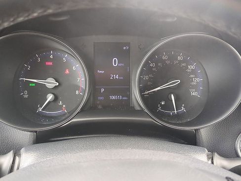 Used 2019 Toyota C-HR XLE FWD image 17