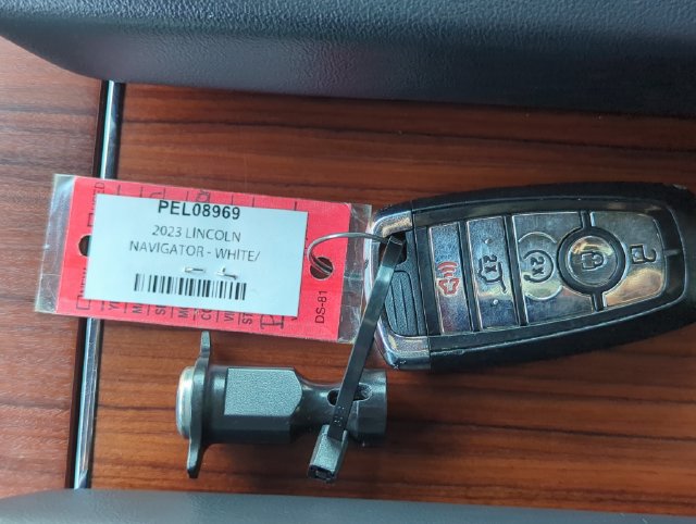 Used 2023 Lincoln Navigator L Reserve AWD/4WD image 48