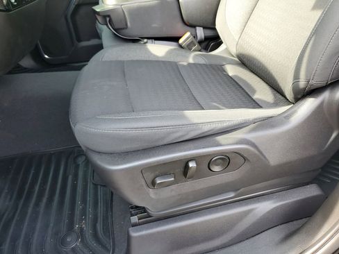 Used 2024 Chevrolet Silverado 1500 LT AWD/4WD image 12