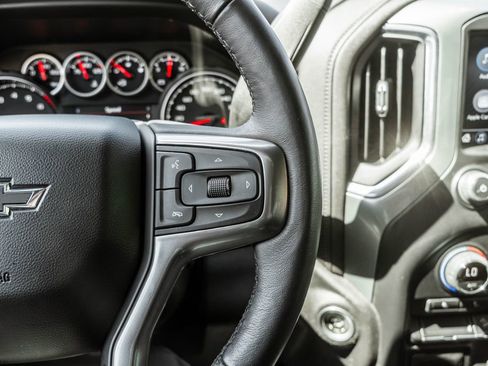 Used 2022 Chevrolet Silverado 1500 LT Trail Boss w/ Bed Protection Package AWD/4WD image 21