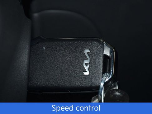 New 2026 Kia Niro LX FWD image 14