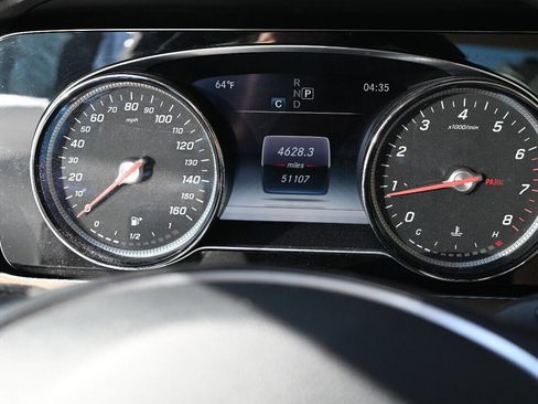 Used 2017 Mercedes-Benz E 300 image 22