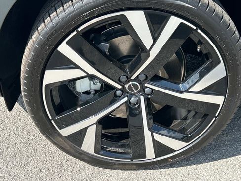 New 2026 Volvo XC60 T8 Ultra AWD/4WD image 9