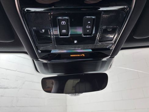 New 2025 Land Rover Range Rover Sport Dynamic SE image 12