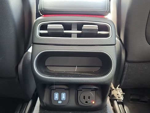 Used 2025 Genesis GV70 2.5T w/ Advanced Package AWD/4WD image 22
