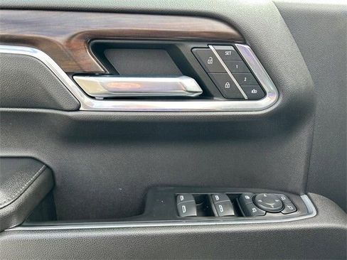 Used 2022 GMC Sierra 1500 SLT w/ SLT Premium Plus Package image 18