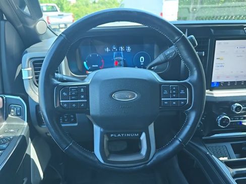 Certified 2026 Ford F450 Platinum w/ FX4 Off-Road Package AWD/4WD image 19