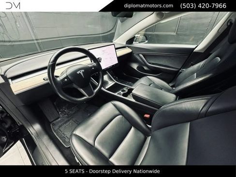Used 2018 Tesla Model 3 Long Range RWD image 17