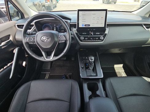 Certified 2026 Toyota Corolla Cross XLE AWD/4WD image 8