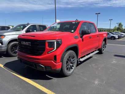 Used 2023 GMC Sierra 1500 Pro w/ Graphite Edition