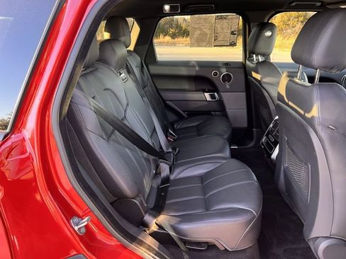Used 2015 Land Rover Range Rover Sport HSE image 29
