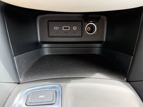 Used 2022 Chevrolet Equinox LS w/ LS Convenience Package AWD/4WD image 53
