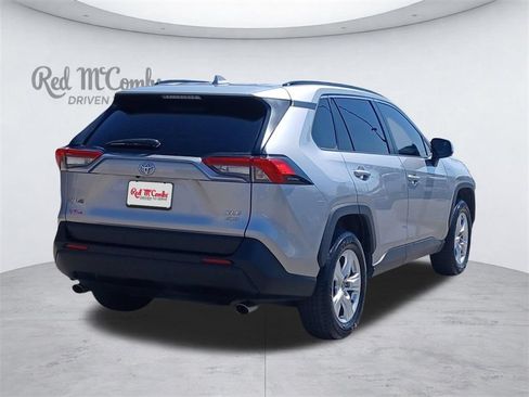 Used 2021 Toyota RAV4 XLE w/ Convenience Package AWD/4WD image 7