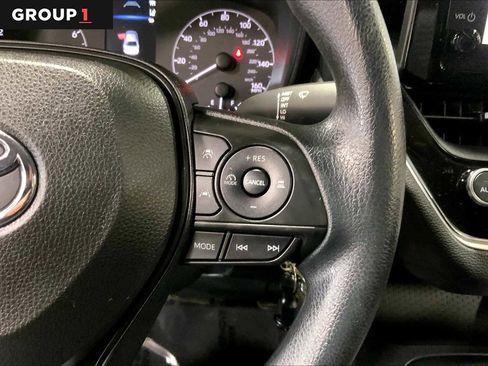 Used 2023 Toyota Corolla LE image 24