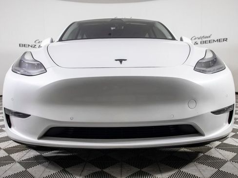 Used 2022 Tesla Model Y Performance AWD/4WD image 5