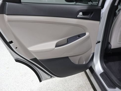 Used 2018 Hyundai Tucson SEL AWD/4WD image 19