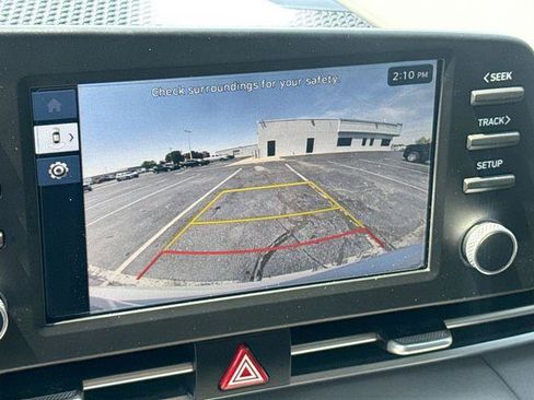 Used 2025 Hyundai Elantra Sport FWD image 24
