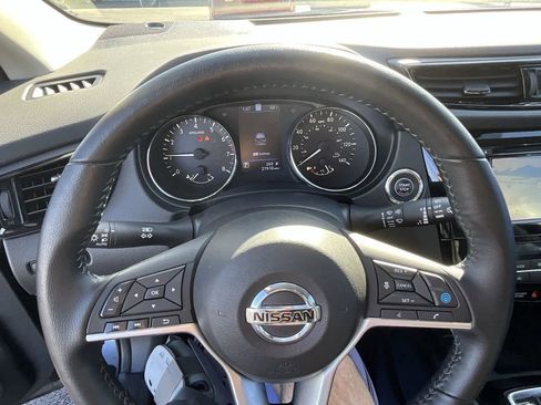 Certified 2022 Nissan Rogue Sport SL image 46