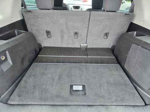 Used 2015 GMC Terrain SLE FWD image 24