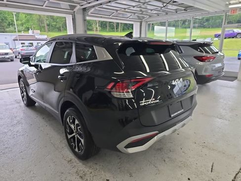 Certified 2023 Kia Sportage EX AWD/4WD image 3