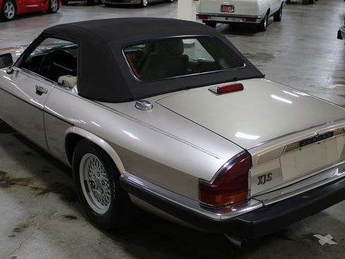 Used 1991 Jaguar XJS V12 Convertible RWD image 28