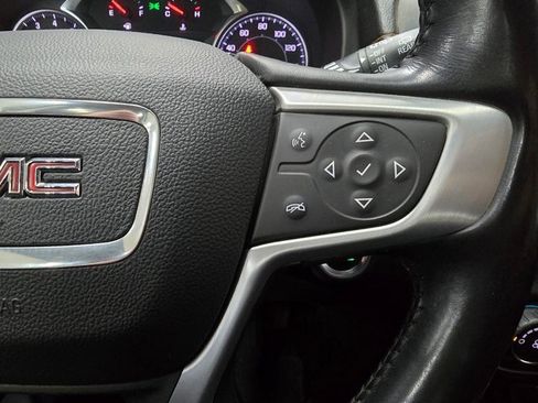 Used 2021 GMC Terrain SLE w/ Elevation Edition image 25