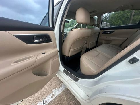 Used 2016 Nissan Altima 2.5 SL w/ 2.5 Technology w/LED Package image 29