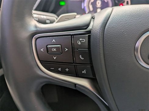 Used 2023 Lexus ES 300h w/ Premium Package image 12