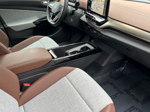 Used 2023 Volkswagen ID.4 2WD image 15