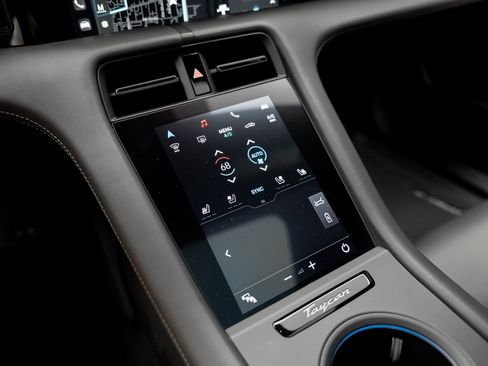 Used 2023 Porsche Taycan GTS image 49