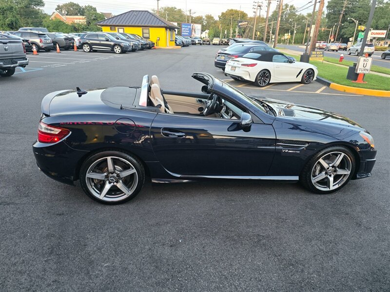 Used 2014 Mercedes-Benz SLK 55 AMG image 25