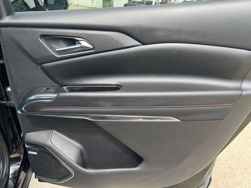 Used 2024 Chevrolet Traverse RS w/ LPO, Floor Liner Package AWD/4WD image 47
