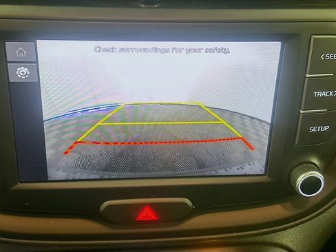 Used 2025 Kia Soul LX w/ LX Technology Package image 22