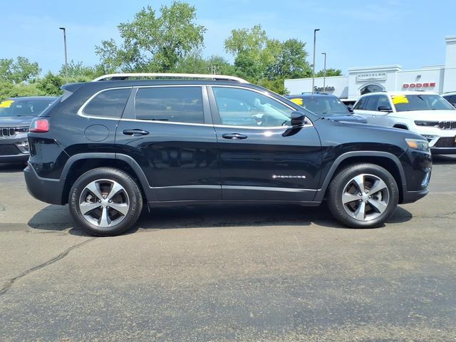 Certified 2021 Jeep Cherokee Limited w/ Elite Package AWD/4WD image 4