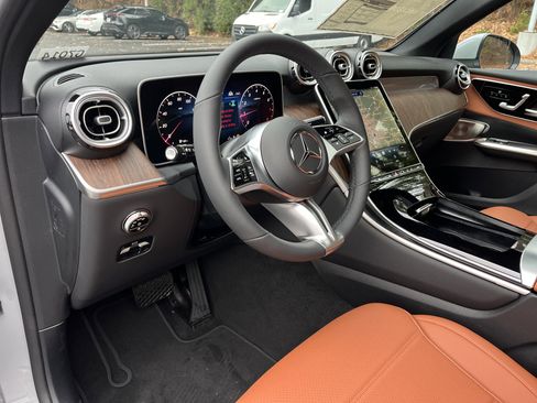 New 2026 Mercedes-Benz GLC 300 4MATIC image 24