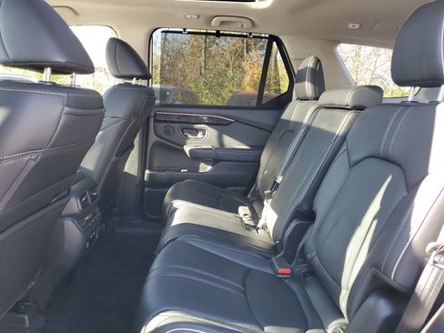 Used 2023 Honda Pilot Elite image 32