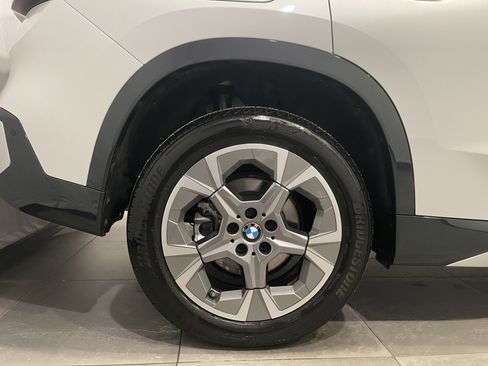 Used 2025 BMW X1 xDrive28i w/ Technology Package image 9