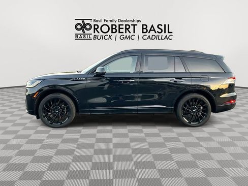 Used 2025 Lincoln Aviator Reserve w/ Jet Appearance Package AWD/4WD image 5