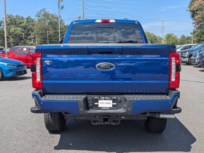 New 2026 Ford F350 Lariat w/ Black Appearance Package