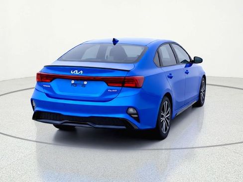 Certified 2023 Kia Forte GT-Line image 5