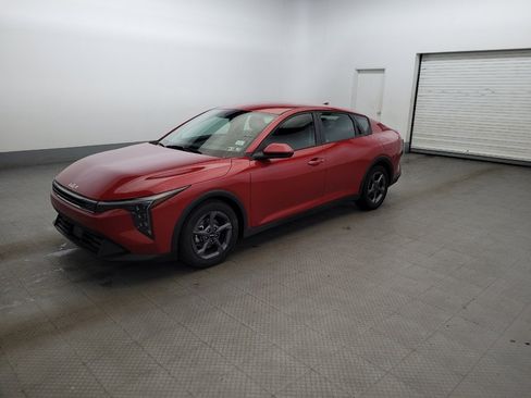 Used 2025 Kia K4 FWD image 2