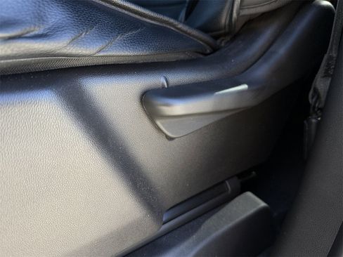 Used 2022 Chevrolet Silverado 2500 Custom w/ Custom Value Package image 24