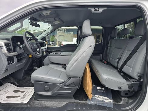 New 2026 Ford F450 XLT w/ XLT Value Package image 9