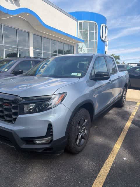 Used 2024 Honda Ridgeline TrailSport image 1