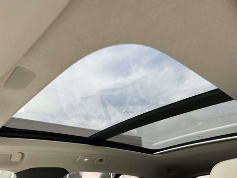 New 2026 Volvo XC40 B5 Ultra w/ Protection Package Premier image 11