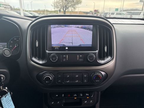 Used 2022 Chevrolet Colorado Z71 image 23